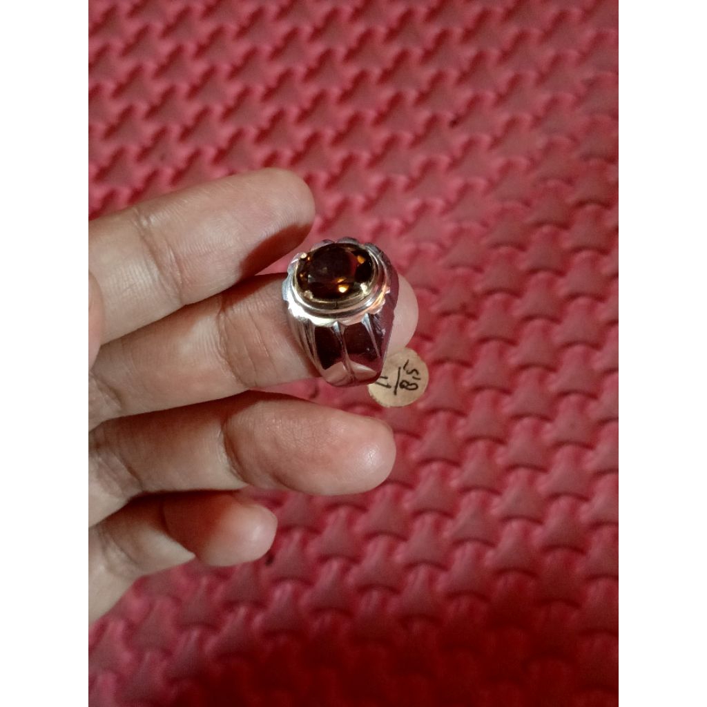 natural Madeira citrine