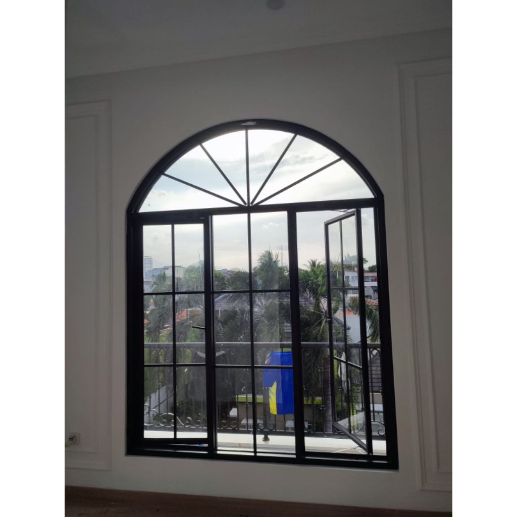 kusen lengkungan aluminium