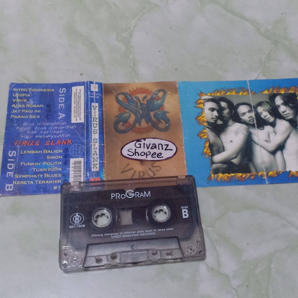 kaset pita SLANK - Virus