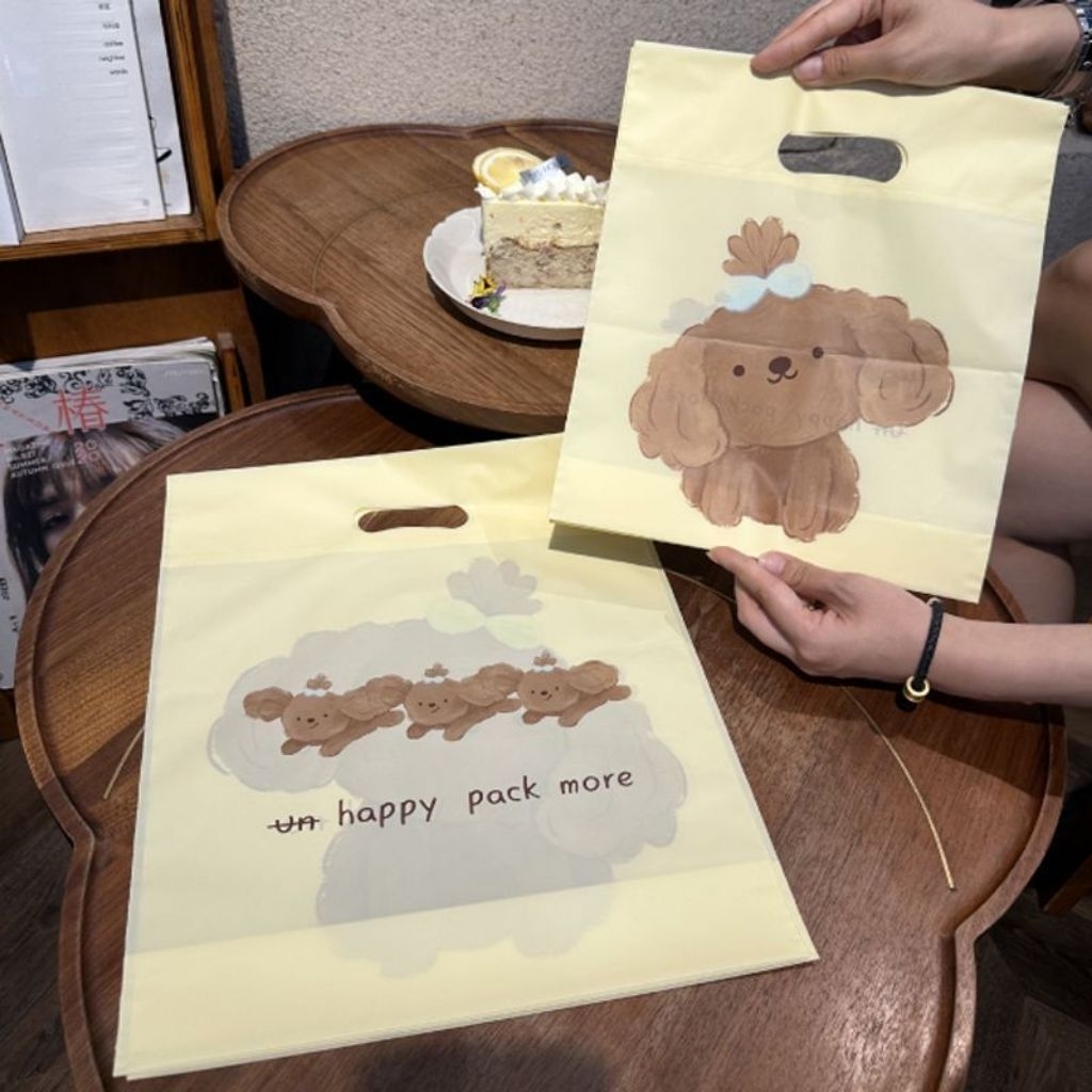 

KANTONG PLASTIK PREMIUM P12 UKURAN 30X40 1PACK ISI 50 PCS