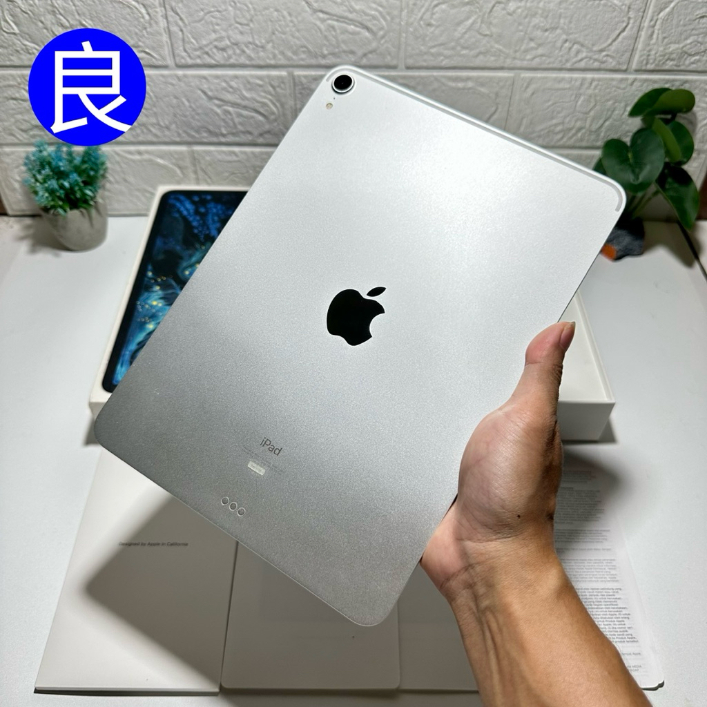 iPad Pro 11 Inchi 2018 64GB Silver iBox WiFi Only Garansi Resmi Indo Fullset Ori Mulus Like New Beka