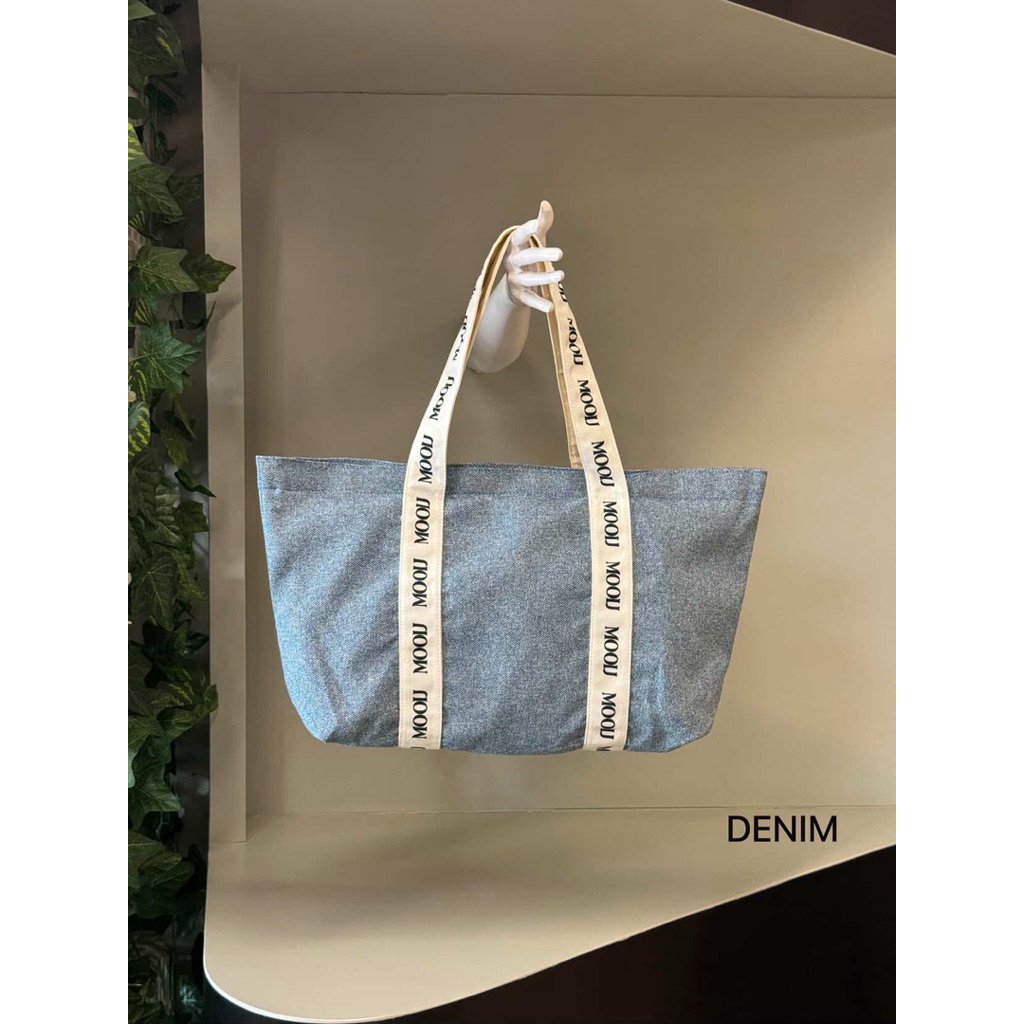 MOOIJ Ariel Small Tote Bag - Color Denim