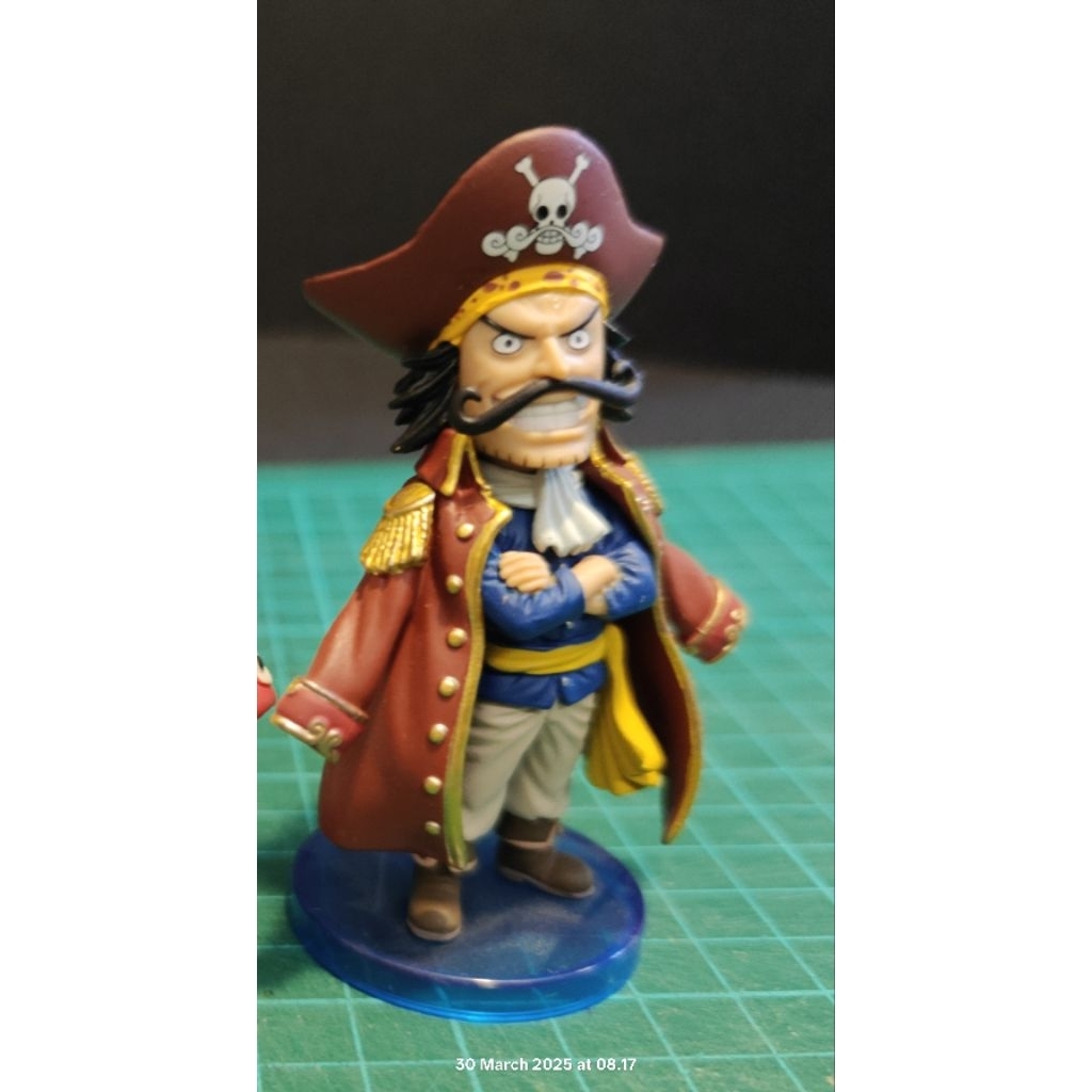 Figure Banpresto Loose 2015 WCF One Piece Kurohige, ex dipajang dalam lemari