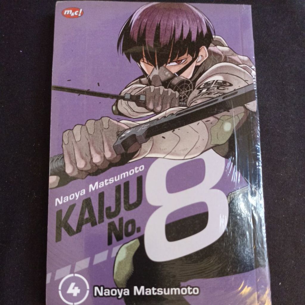 Komik Kaiju No. 8 vol. 4 (segel)