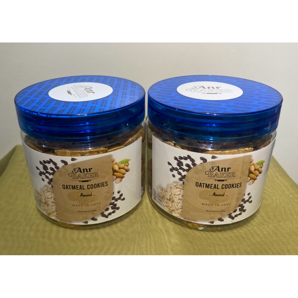 

OatmealCookiesAlmond