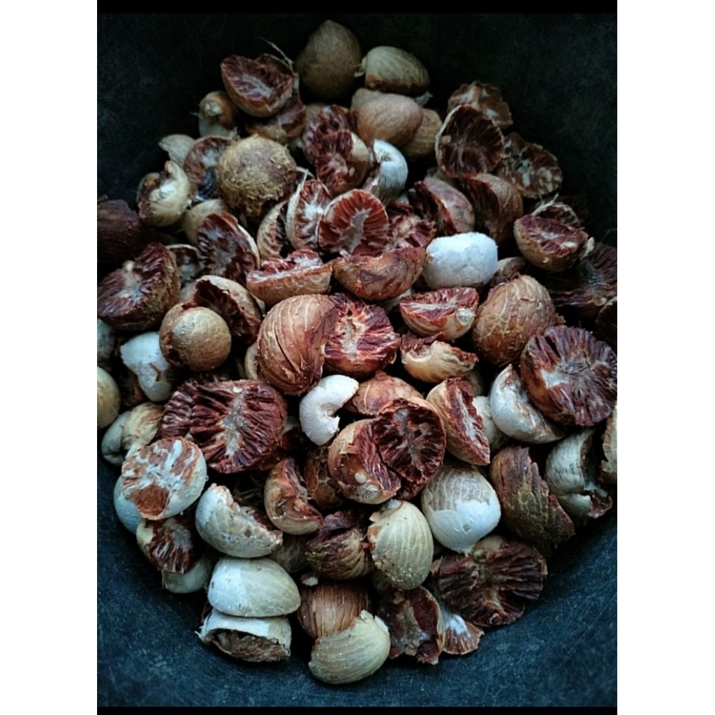 

pinang iris tua kering 1kg