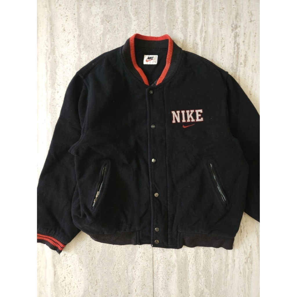 Varsity Vintage Nike