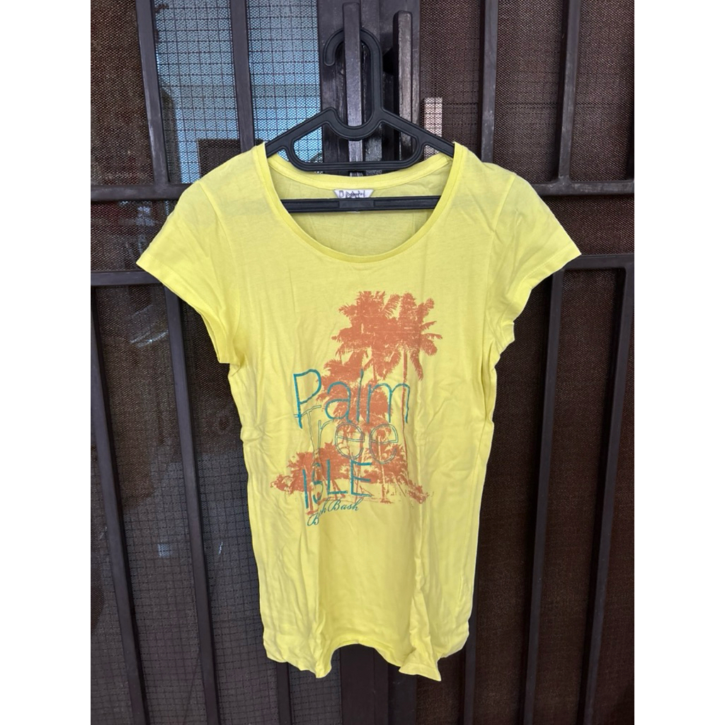 [Preloved] Tshirt Bossin* Ijomuda