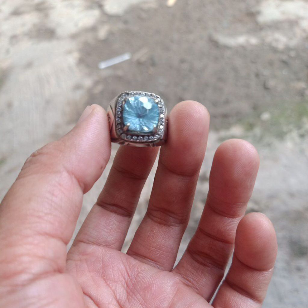 Natural Blue topaz