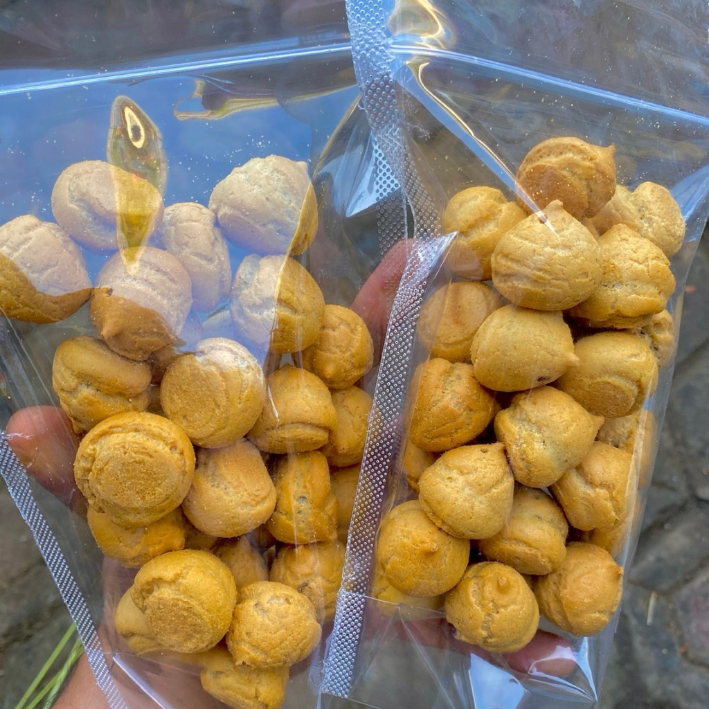 

Soes Cokelat Snack Manis Renyah 100 gram