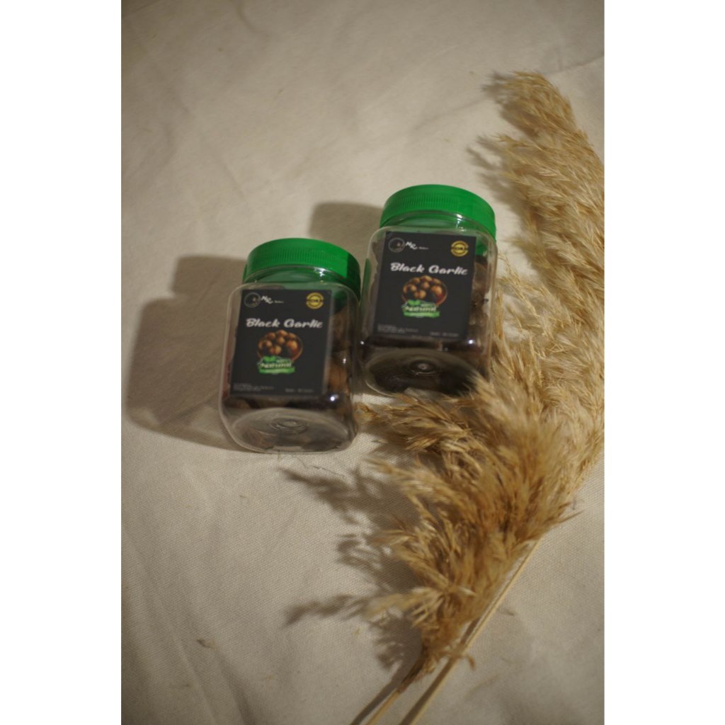 

Bawang Hitam Tunggal / Black Garlic