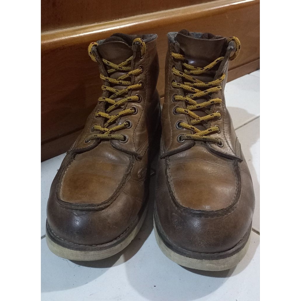 Hawkins Moctoe Boots