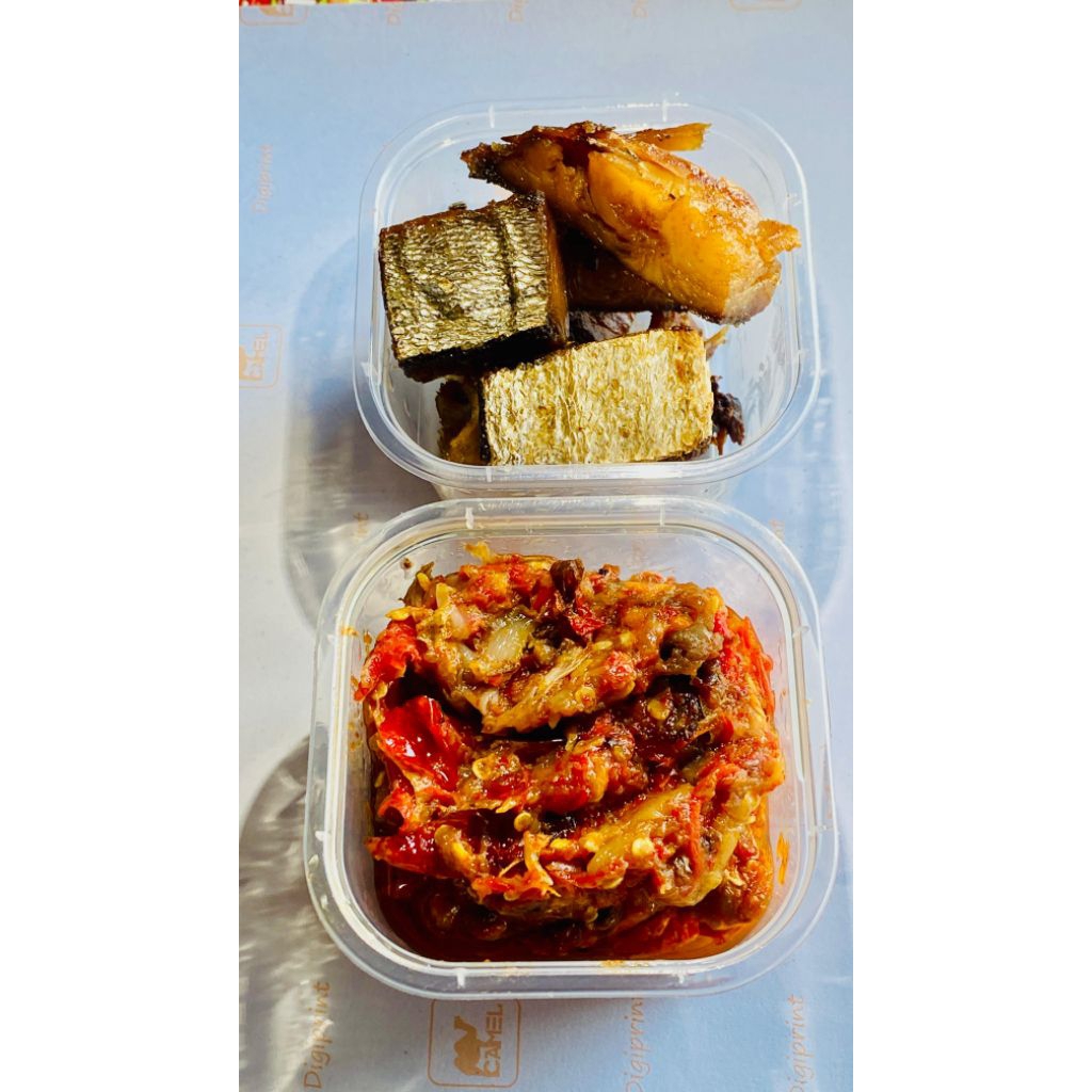 

paket lengkap sambal ikan asin tenggiri netto 300 gr