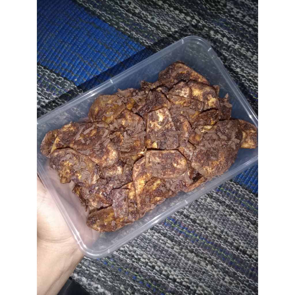 

Camilan Keripik Pisang Cokelat- manis dan cokelat nagih