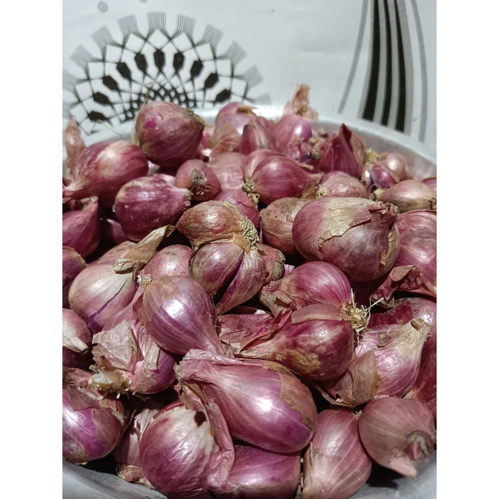 

Bawang Merah Besar Sedang Kering Brambang 250 gr/ 500 gr/ 1 kg Bumbu Dapur Bahan Masakan Spices Pedas