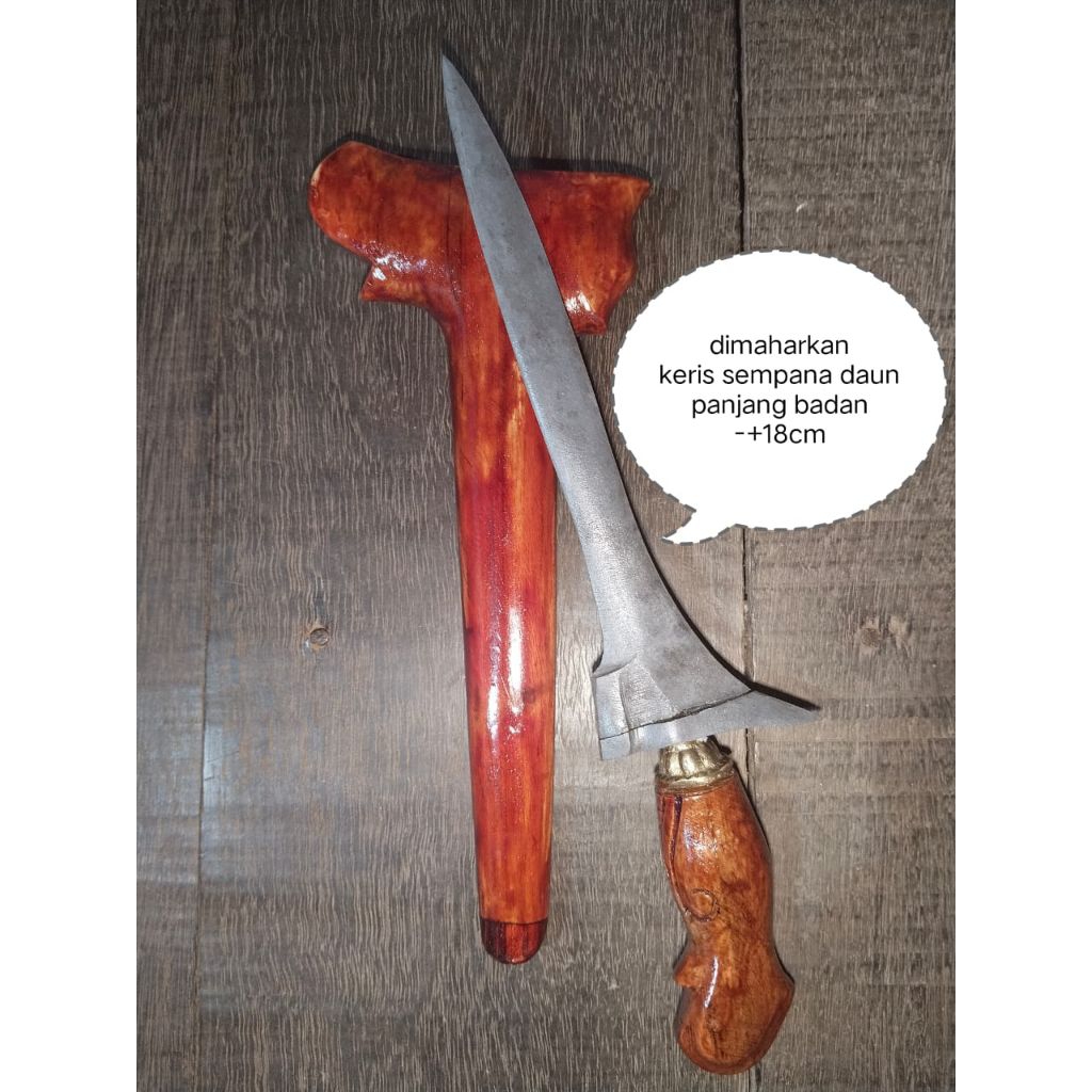 keris sempana daun