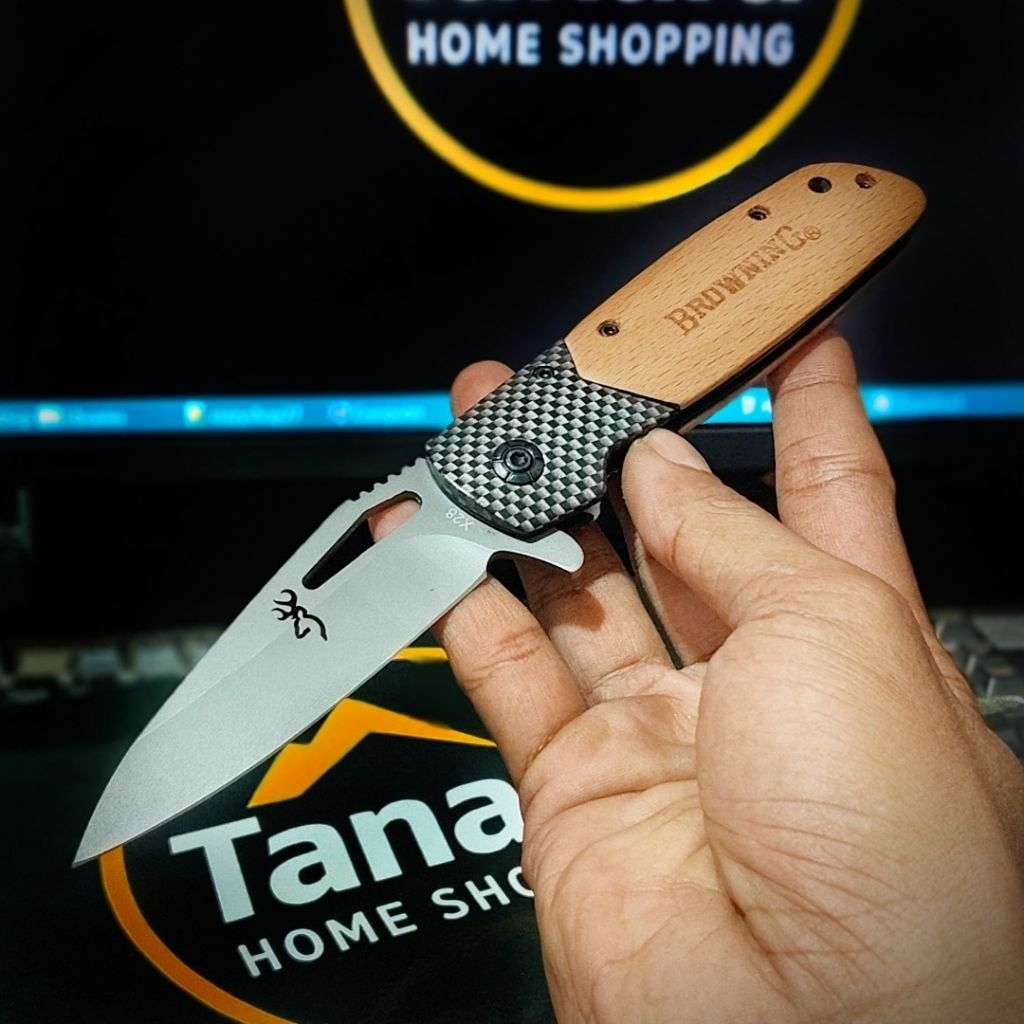 Pisau survival lipat Browning – Tajam Presisi, Gagang Kayu Elegan