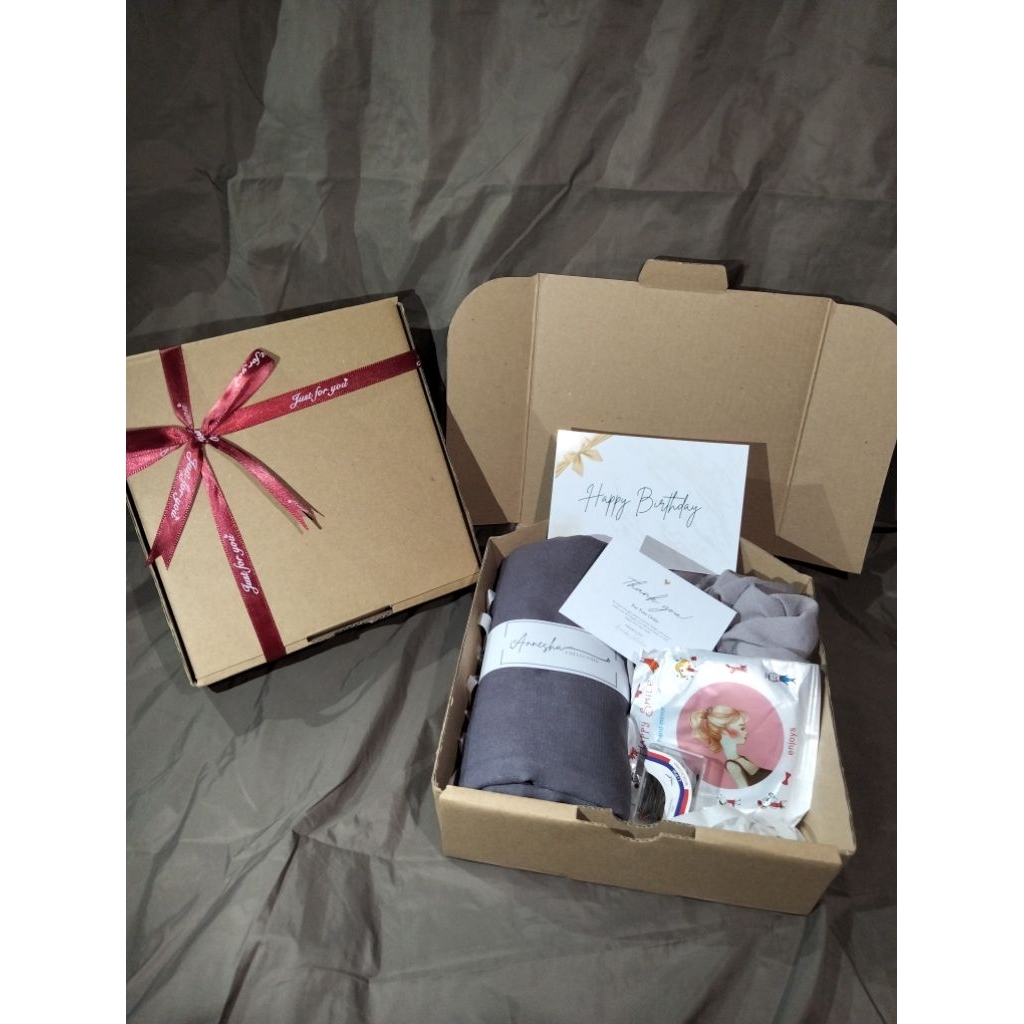 

Hampers//Gift//Kado By Nahera