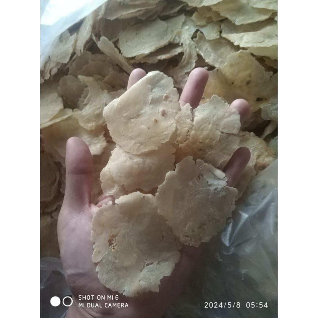 

Emping sortiran|| rijekan pabrik|| kualitas baik || 1 kg