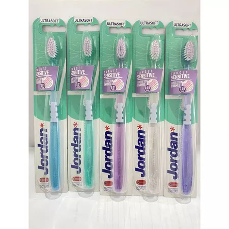 JORDAN Adult Target Sensitive Toothbrush 1PC (ungu)/ Sikat Gigi Jordan