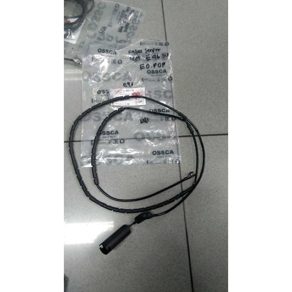 SENSOR REM BELAKANG BMW E46
