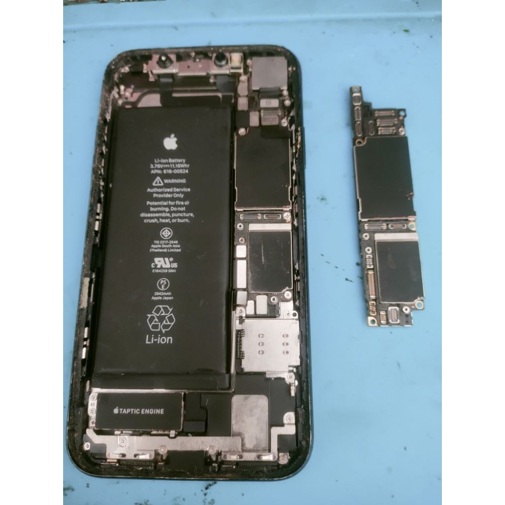 Mesin Original iPhone XR Normal Lock iCloud