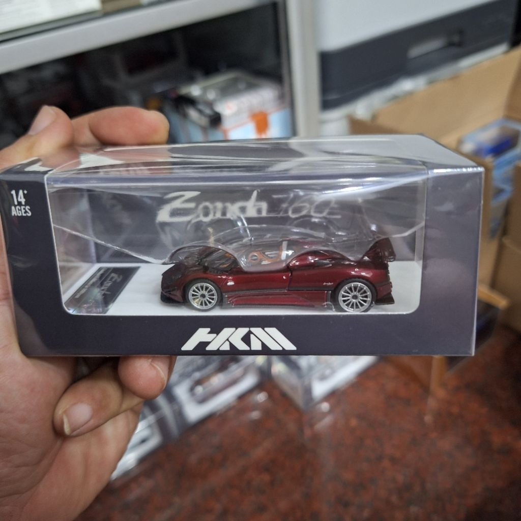 HKM Model Skala 64 Pagani Zonda 760 Roadster Ruby Red (Openable Hood)