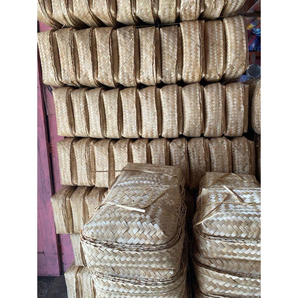 besek bambu 25x25 termurah,box catering makanan,hampers,dll