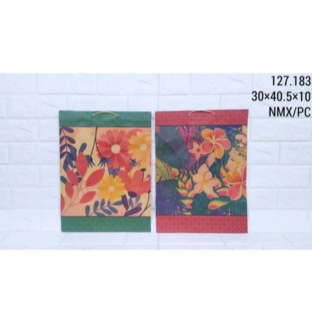 

Paper Bag 25cm|Paper Bag 30cm|Paper Bag Batik|Tas Souvenir Batik