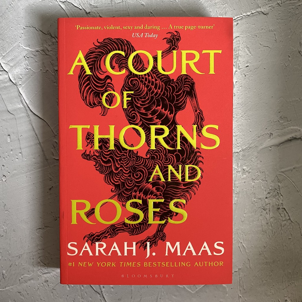 Preloved English Novel Book ORI | ACOTAR A Court of Thorns and Roses by Sarah J. Maas (99% like new)