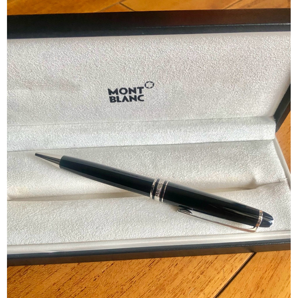 

Montblanc Meisterstück Classique Ballpoint Pen – Edisi Platinum – Kondisi Seperti Baru