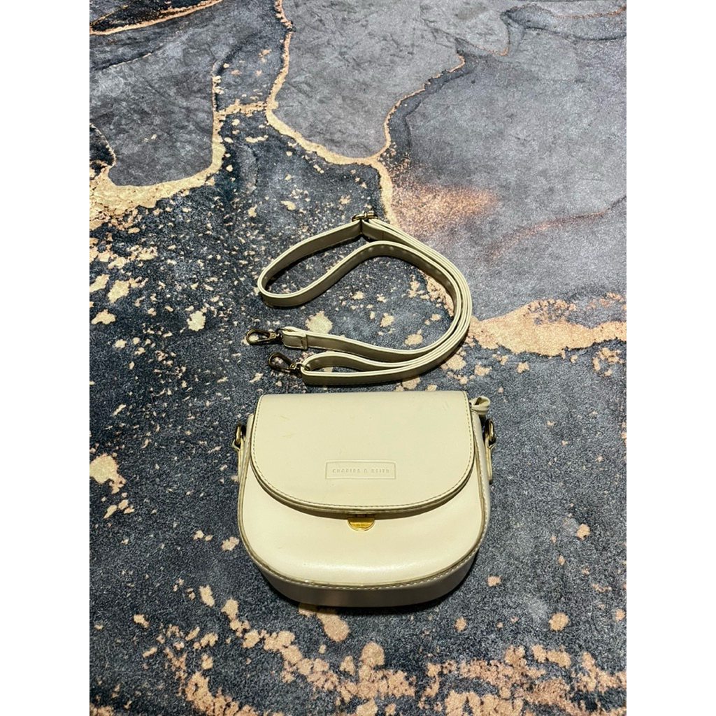 Tas wanita CK Warna broken White preloved