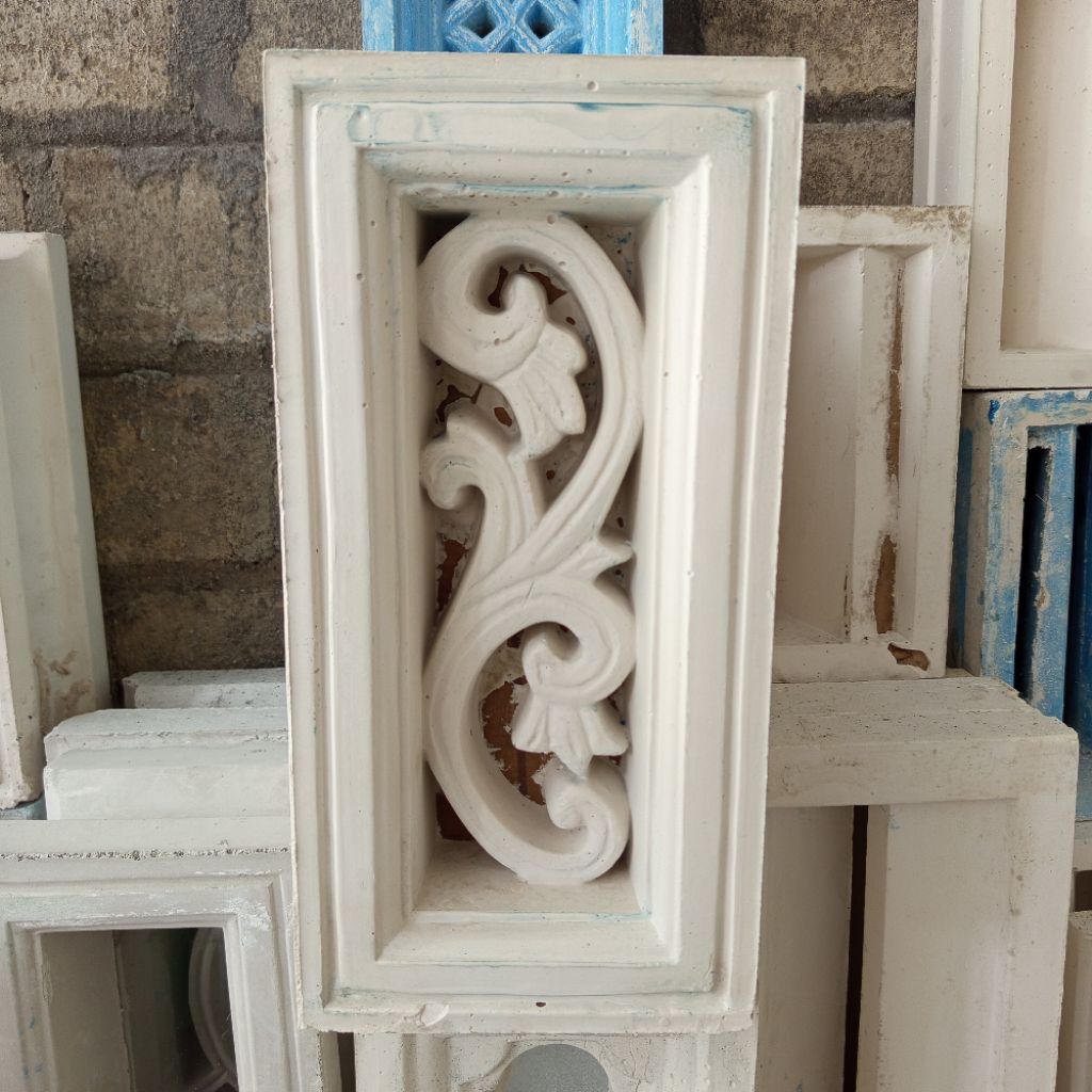 Cetakan Loster motif jati ukir 17×35 bahan fiber