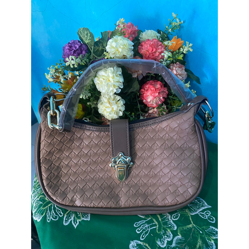 

Tas Coklat manis