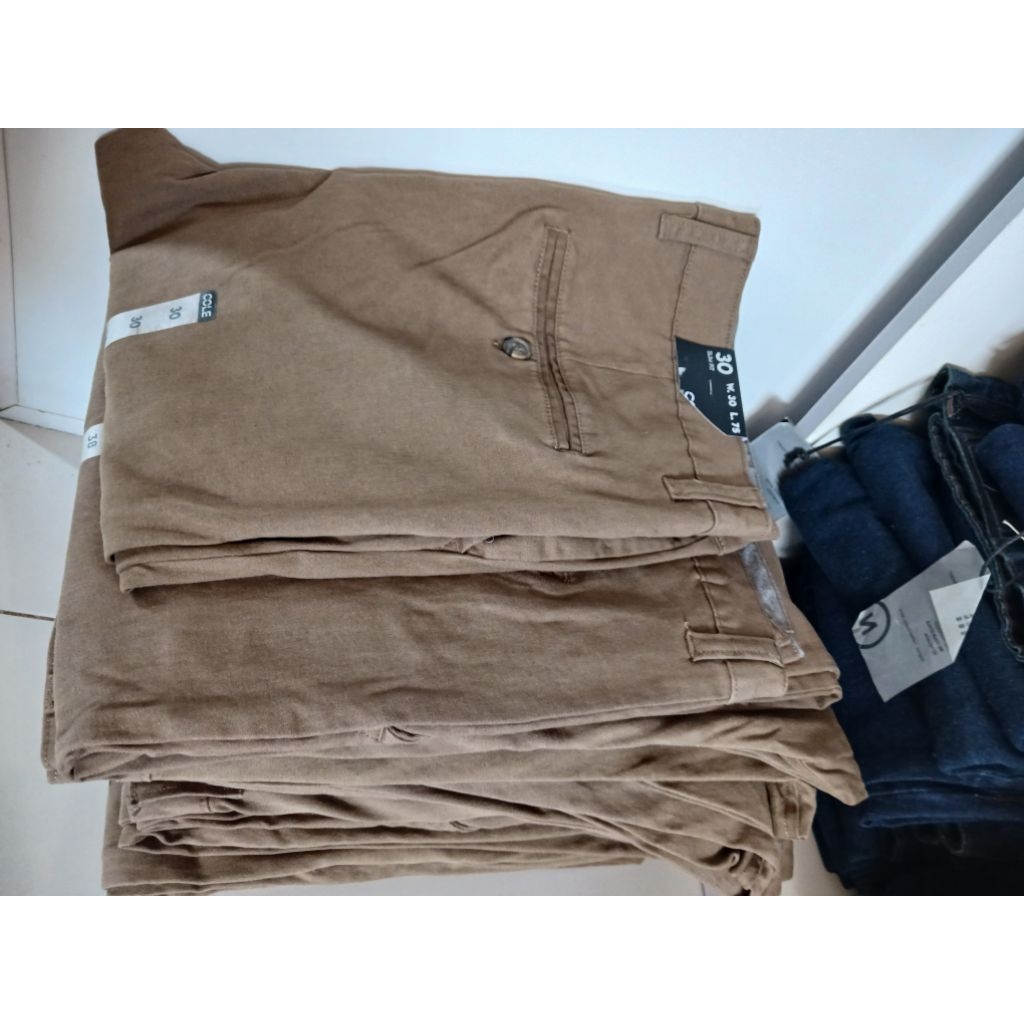 celana panjang chinos brand cole