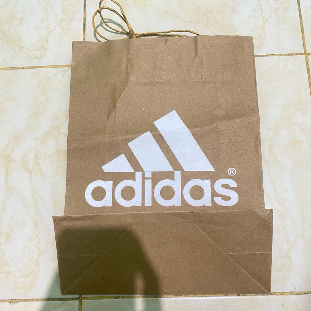 

Preloved Paperbag Adidas/ Paperbag Oh some/ Paperbag Miniso