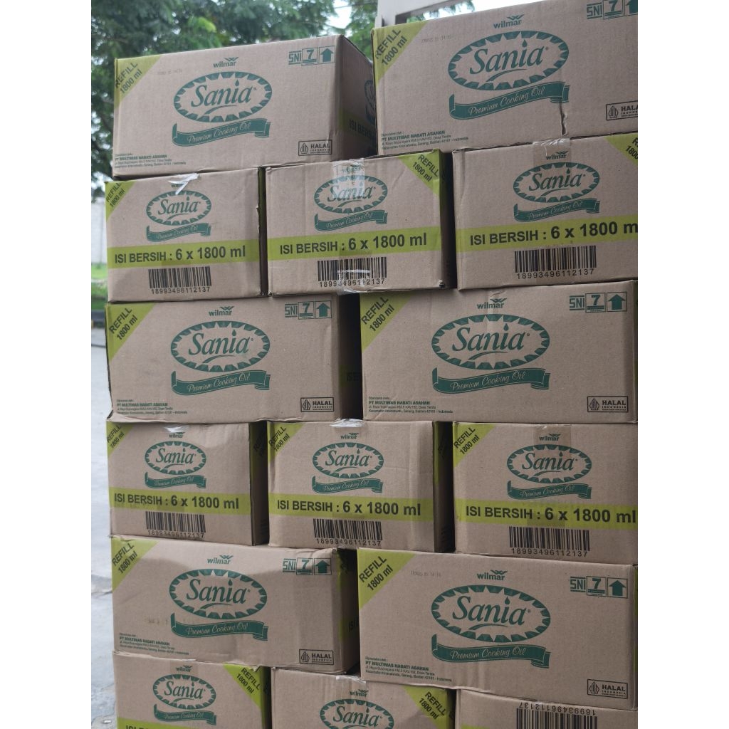 

Sania Minyak Goreng Kemasan Refil 1,8L Paket 1dz isi 6Pcs