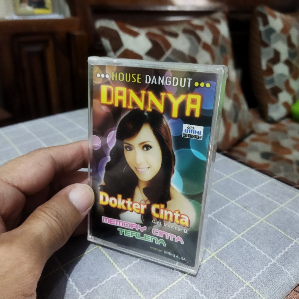 Kaset Pita House Dangdut DANNYA (SEGEL)