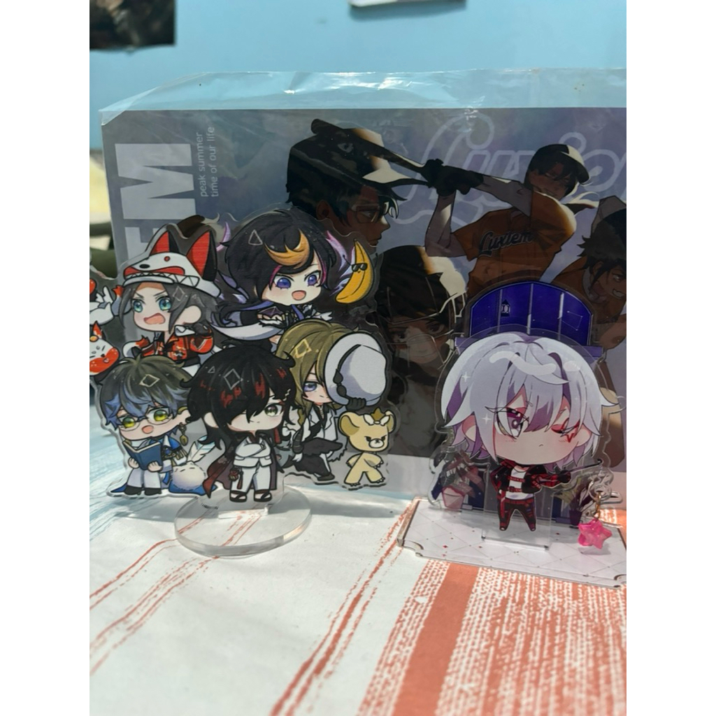 luxiem, noctyx (fulgur Ovid) acrylic stand, artprint