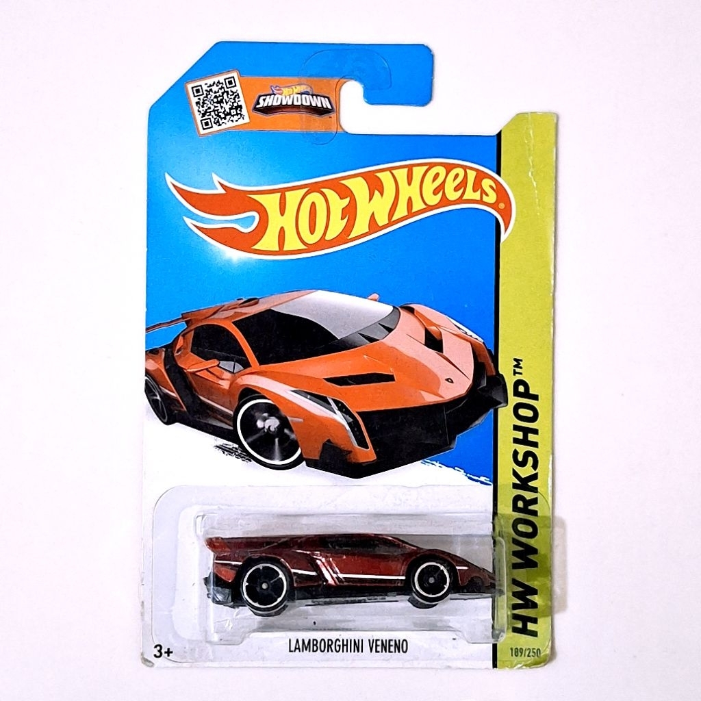 Hot Wheels Lamborghini Veneno Orange