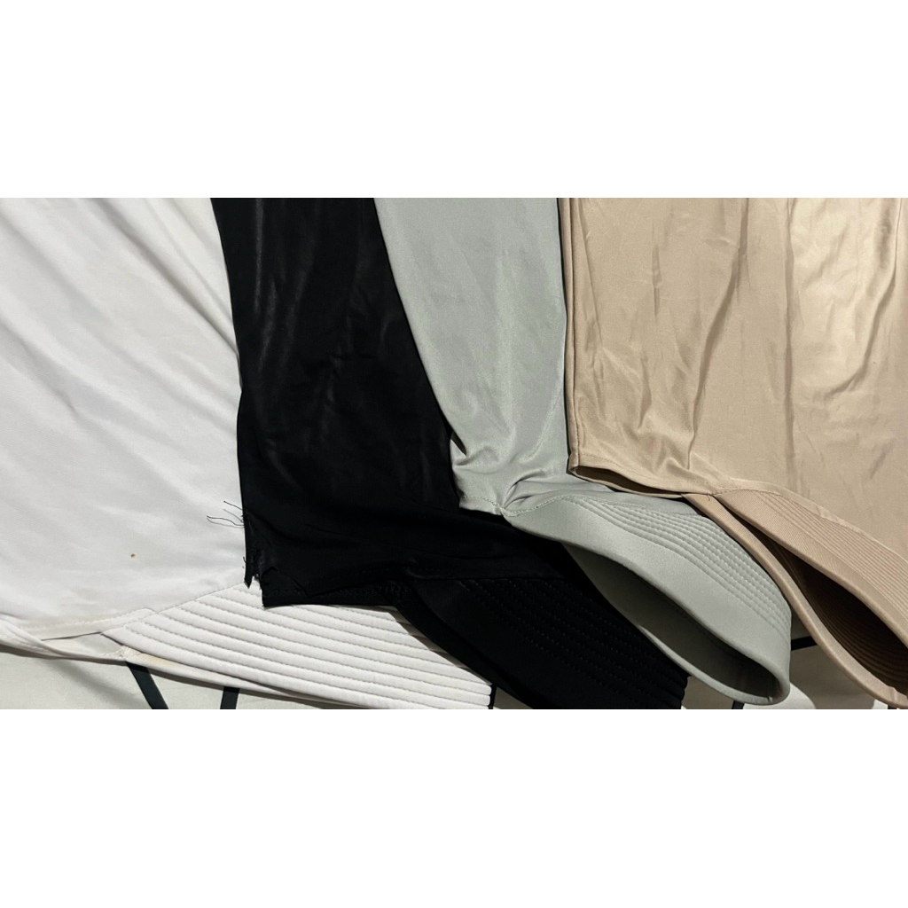 BUNDLE 4 KERUDUNG/HIJAB (1 ZOYA + 3 SPORT)