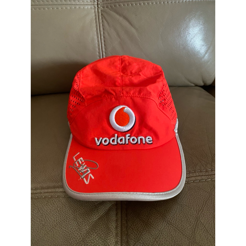 Topi VODAFONE McLaren Mercedes F1 Pilotes LEWIS HAMILTON 2008 Champion du Monde