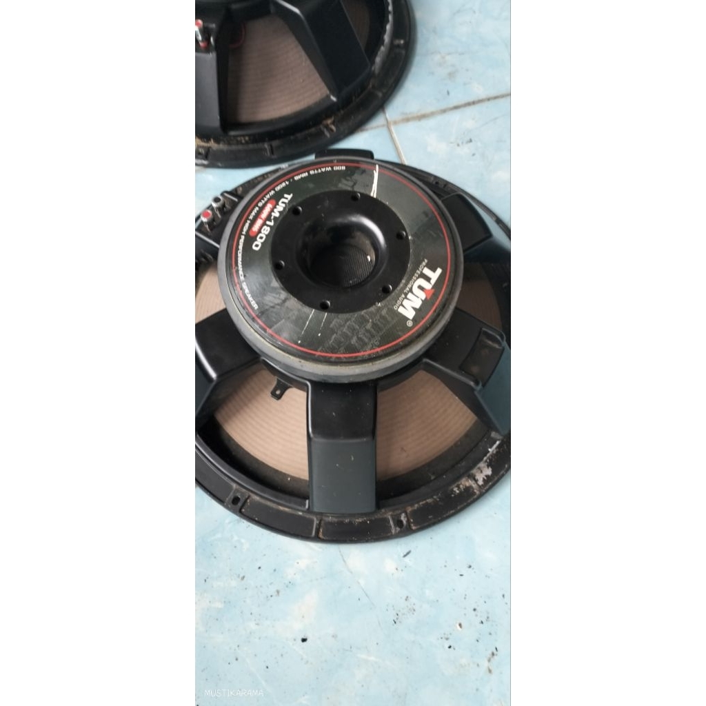 Speaker TUM 18inch,sudah sepulan normal