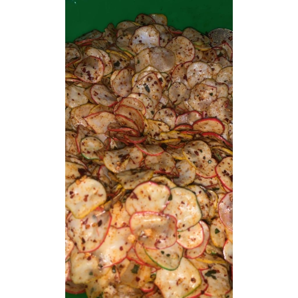 

seblak kerupuk bawang/kerupuk seblak/sebring kerupuk warna/kerupuk seblak bantat pedas daun jeruk bumbu melimpah