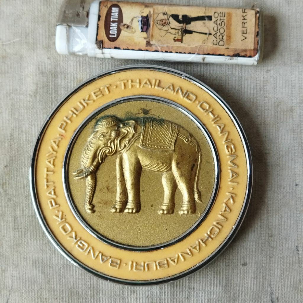 Pajangan Vintage Relief Gajah Thailand