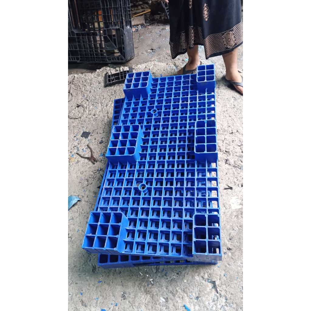 

palet plastik rabit 50x100x8