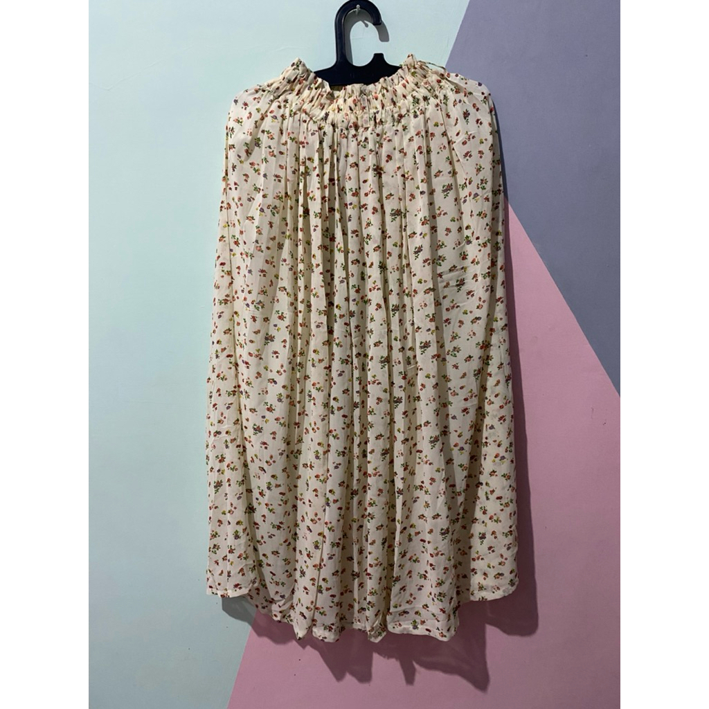 Rok Panjang Motif Bunga