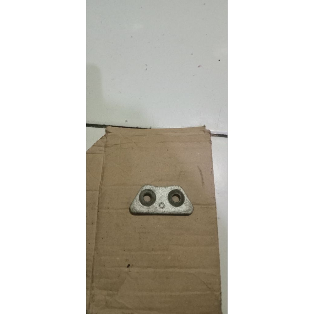 BRAKET TENGKI VIXION OLD