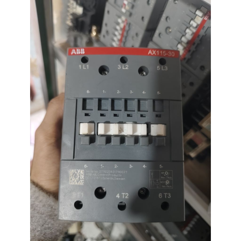 kontaktor AX115-30-11 160A 55kw 220V ABB