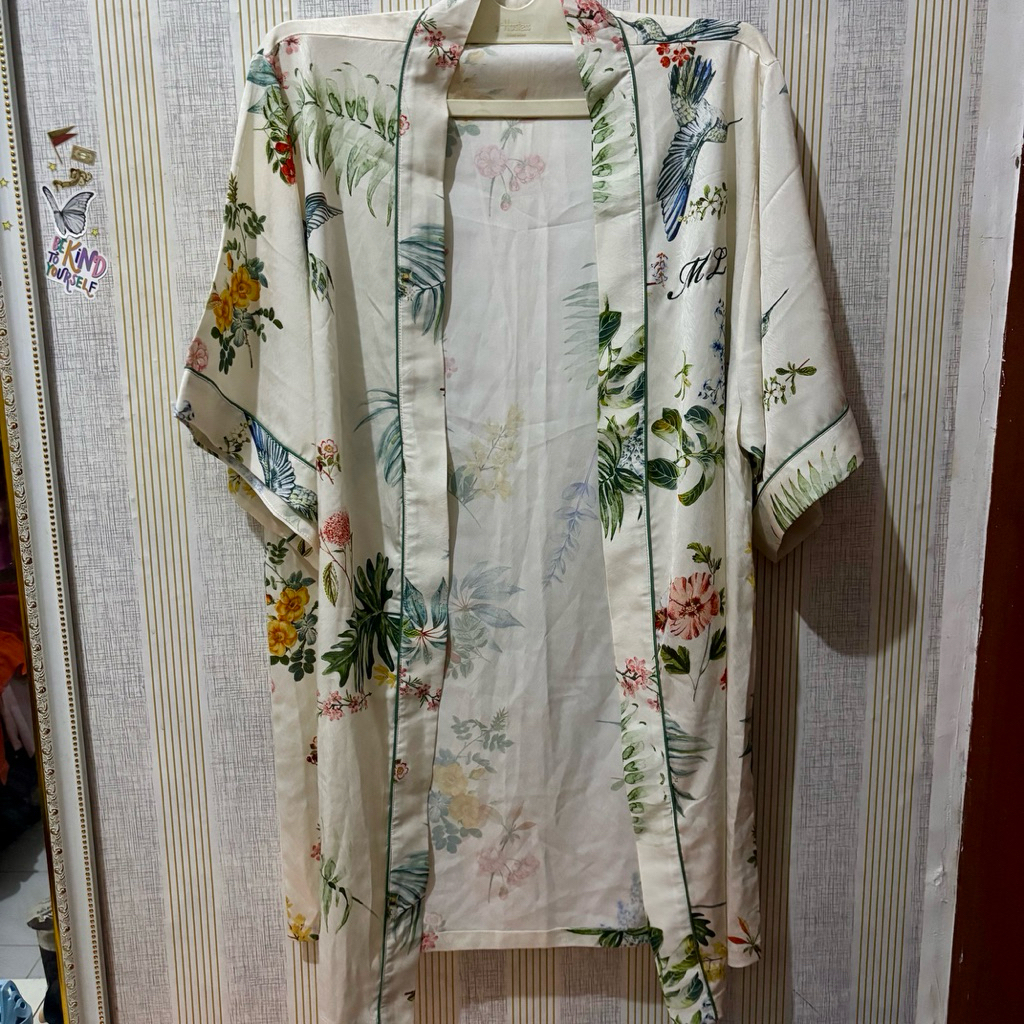 PRELOVED SLEEPWEAR OUTER